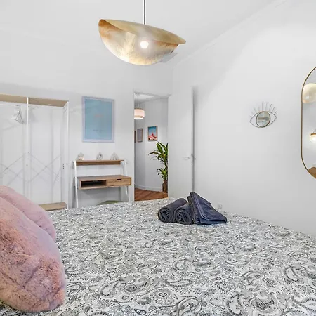 Renting - Verdi - Charm & Comfort & Aircon