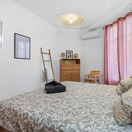 Renting - Verdi - Charm & Comfort & Aircon Nice